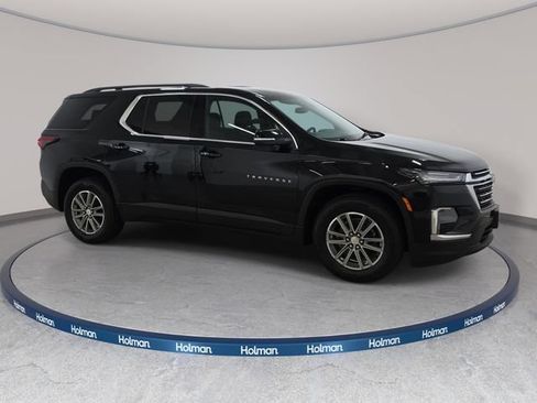 Used 2023 Chevrolet Traverse LT AWD/4WD image 4