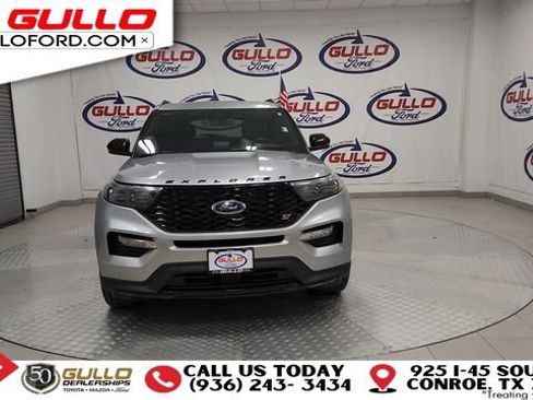 Used 2024 Ford Explorer ST w/ Equipment Group 401A image 3