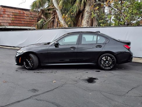 Used 2021 BMW 330i Sedan w/ M Sport Package image 3