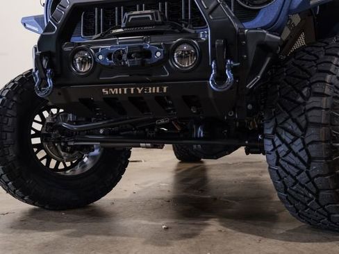 Used 2025 Jeep Gladiator Sport AWD/4WD image 21