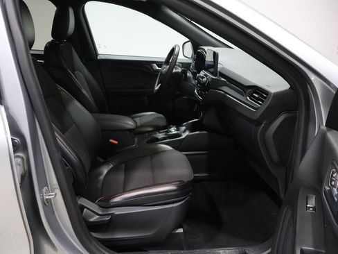 Used 2024 Ford Escape ST-Line image 24