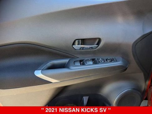 Used 2021 Nissan Kicks SV FWD image 10