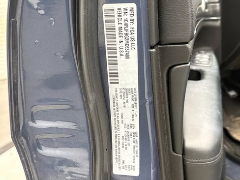 Used 2021 Jeep Grand Cherokee Limited image 24