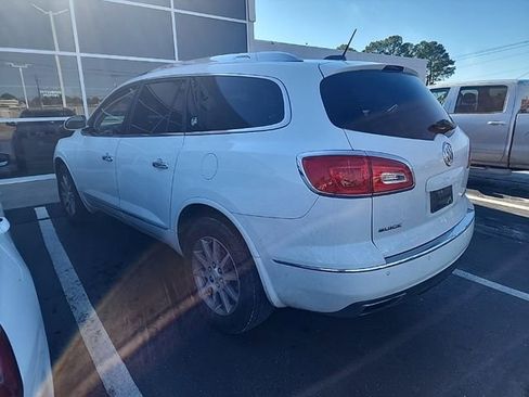 Used 2016 Buick Enclave Leather image 11