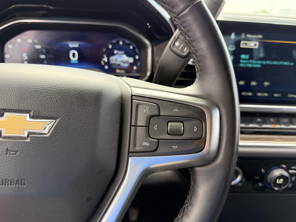 Used 2024 Chevrolet Silverado 1500 LT AWD/4WD image 20