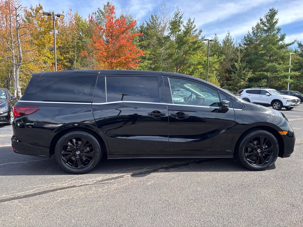 Used 2024 Honda Odyssey Sport image 7