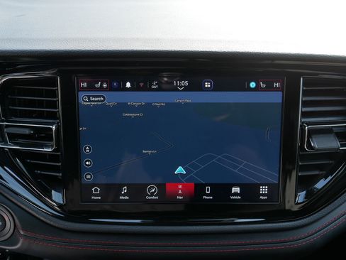 Certified 2025 Dodge Durango GT image 30