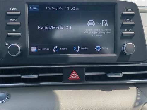 New 2025 Hyundai Elantra Sport image 13