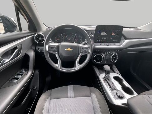 Used 2024 Chevrolet Blazer LT w/ Convenience Package FWD image 6