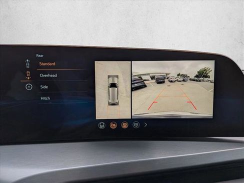 Used 2026 Cadillac Vistiq Premium Luxury AWD/4WD image 10