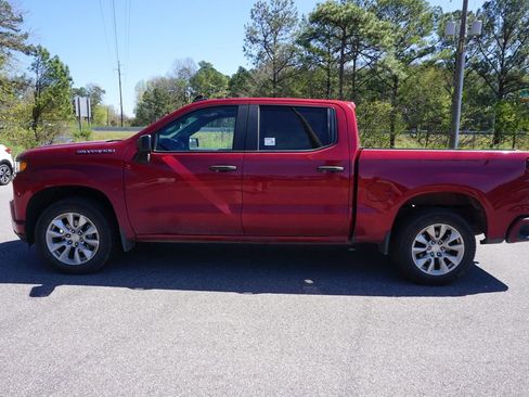 Used 2019 Chevrolet Silverado 1500 Custom w/ Custom Convenience Package image 16