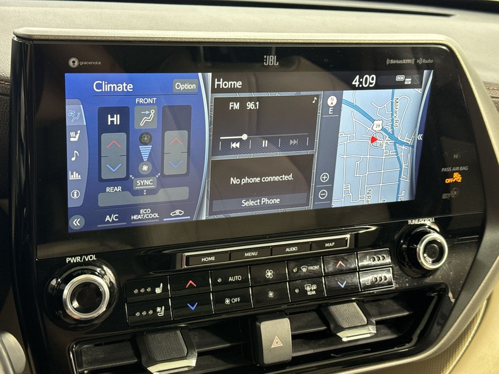 Used 2022 Toyota Highlander Limited AWD/4WD image 30