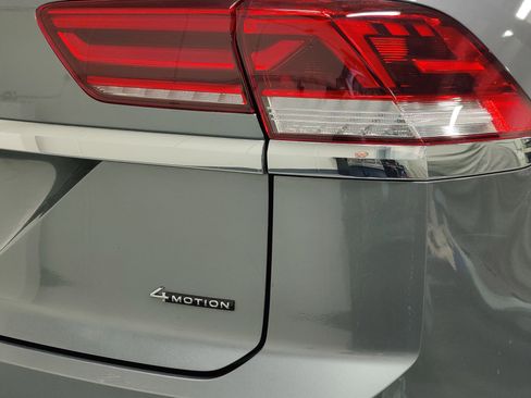 Certified 2023 Volkswagen Atlas Cross Sport SEL AWD/4WD image 5
