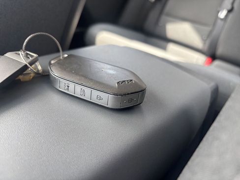Used 2025 Kia K4 FWD image 21
