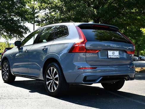Certified 2024 Volvo XC60 B5 Core w/ Climate Package AWD/4WD image 5