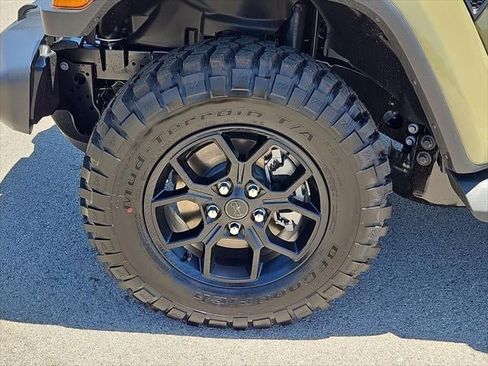 New 2026 Jeep Gladiator Sport AWD/4WD image 43