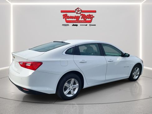 Used 2024 Chevrolet Malibu LS w/ LPO, Floor Liner Package FWD image 5