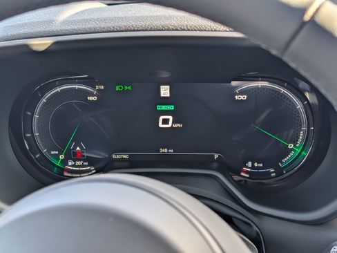 Used 2024 Dodge Hornet R/T w/ R/T Blacktop Package image 17