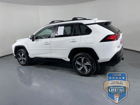 Certified 2021 Toyota RAV4 SE w/ Weather & Moonroof Package image 4