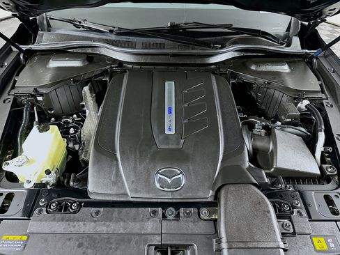Used 2024 MAZDA CX-90 Plug-In Hybrid w/ Preferred AWD/4WD image 36