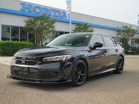 Used 2023 Honda Civic EX image 1