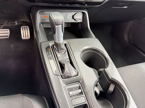Used 2025 Honda Civic Sport image 14