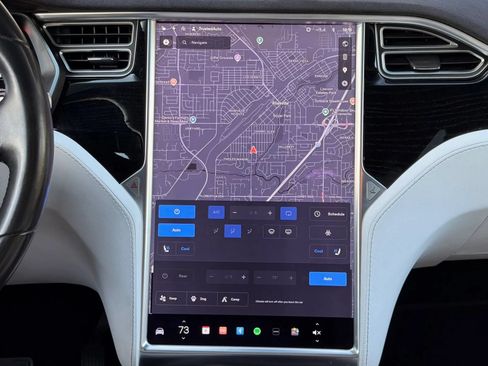 Used 2016 Tesla Model X 75D AWD/4WD image 17