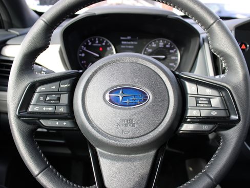 Used 2025 Subaru Forester Premium image 23