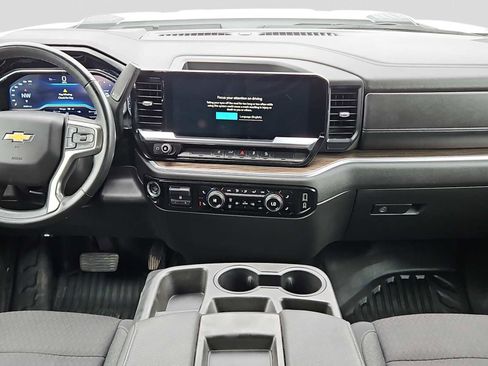 Used 2024 Chevrolet Silverado 2500 LT image 15