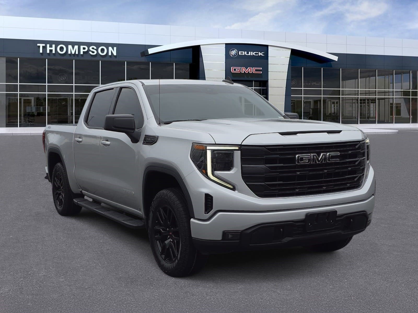 Used 2022 GMC Sierra 1500 Elevation w/ X31 Off-Road Package AWD/4WD image 1