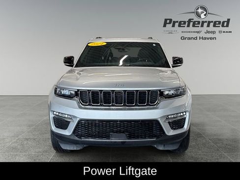 Used 2024 Jeep Grand Cherokee Limited w/ Trailer Tow Package image 13