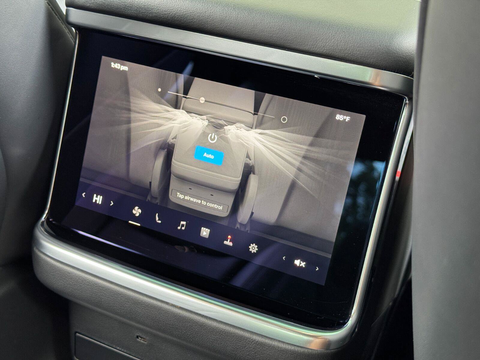 Used 2022 Tesla Model X AWD/4WD image 35