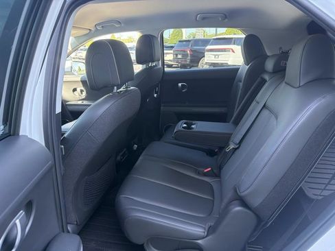 Used 2023 Hyundai Ioniq 5 SEL w/ Cargo Package AWD/4WD image 15