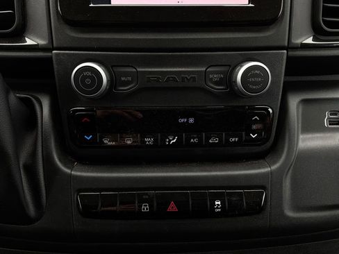 Used 2026 RAM ProMaster 2500 w/ Convenience Group FWD image 25