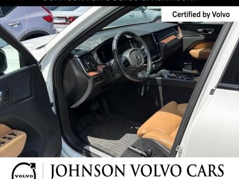 Used 2024 Volvo XC60 B5 Ultimate w/ Protection Package Premier AWD/4WD image 8