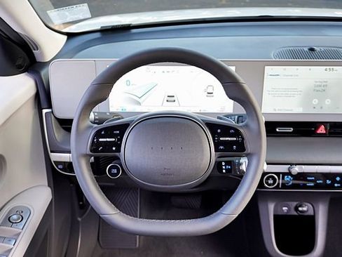 Certified 2024 Hyundai Ioniq 5 SEL image 20