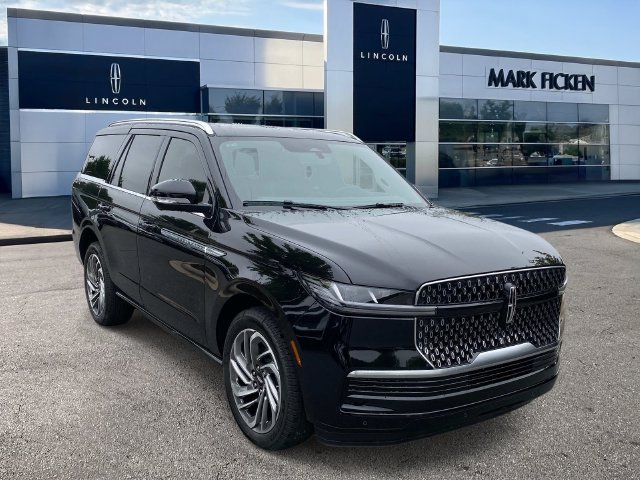 New 2027 Lincoln Navigator Reserve AWD/4WD image 1