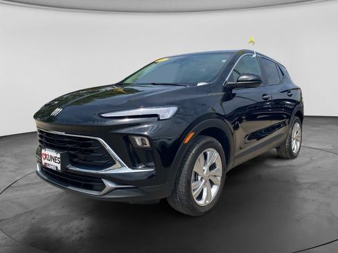 Used 2025 Buick Encore GX Preferred AWD/4WD image 9