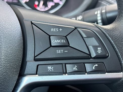Used 2024 Nissan Sentra SV FWD image 25