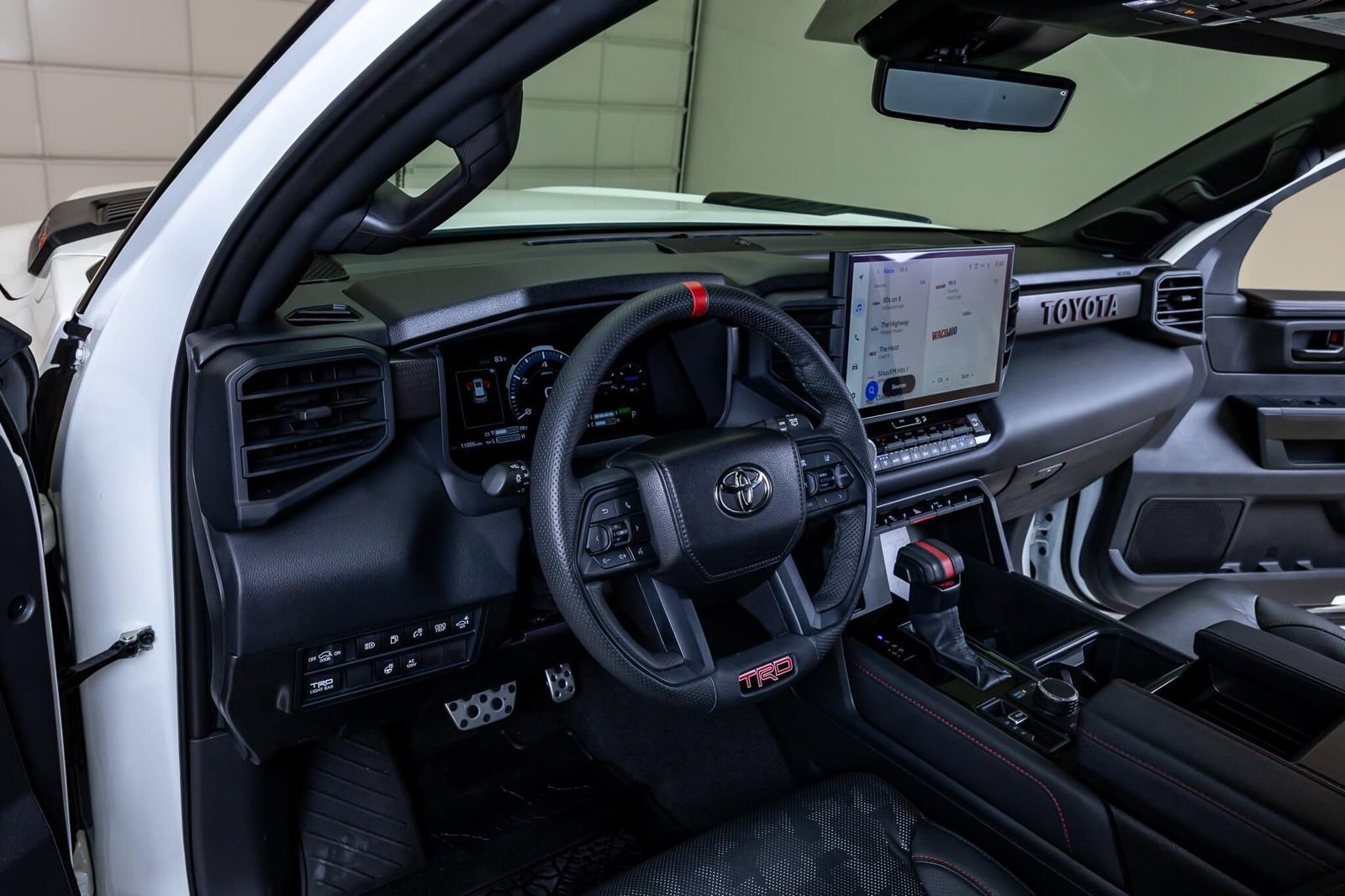 Used 2026 Toyota Sequoia TRD Pro AWD/4WD image 17