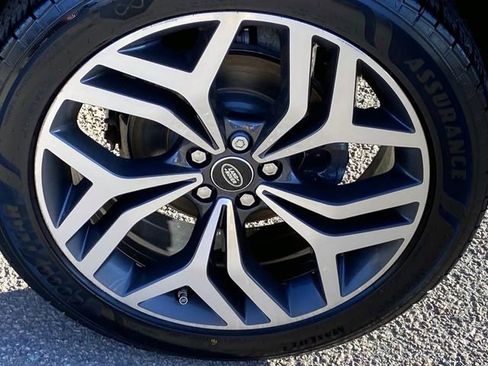 Used 2020 Land Rover Range Rover Evoque First Edition image 30