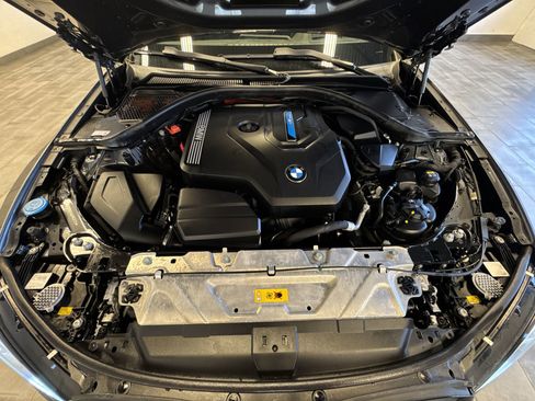 Used 2022 BMW 330e xDrive 330e xDrive w/ M Sport Package image 26