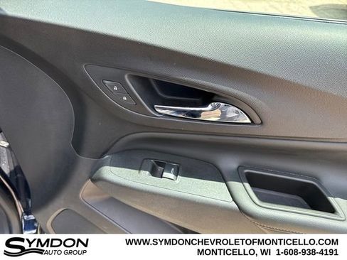 Used 2021 Chevrolet Equinox Premier image 24