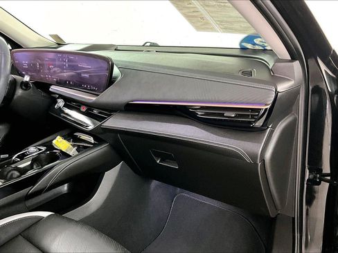 Used 2024 Buick Envision Sport Touring image 26