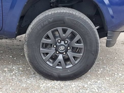 Used 2023 Toyota Tacoma SR5 AWD/4WD image 28