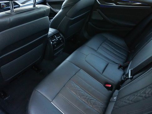 Certified 2023 BMW 540i xDrive w/ Executive Package image 34