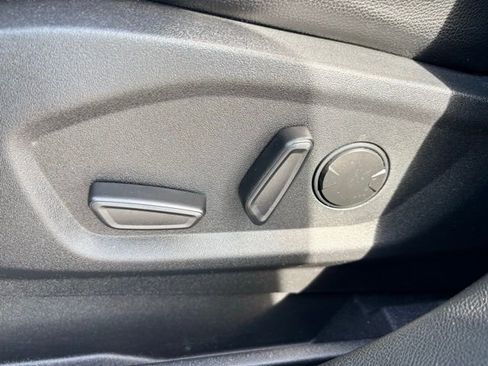 Used 2024 Ford Edge Titanium w/ Equipment Group 301A AWD/4WD image 28