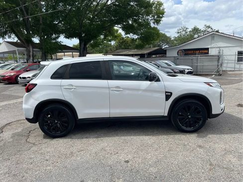 Used 2021 Mitsubishi Outlander Sport LE image 4