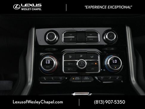 Used 2021 GMC Yukon Denali image 34