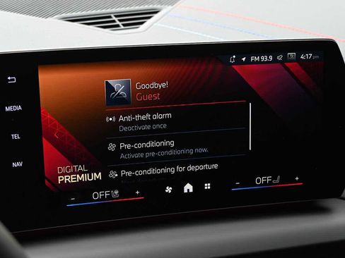 Used 2025 BMW M235i xDrive M235 xDrive Gran Coupe w/ Premium Package image 39